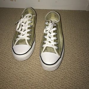Clear women’s converse